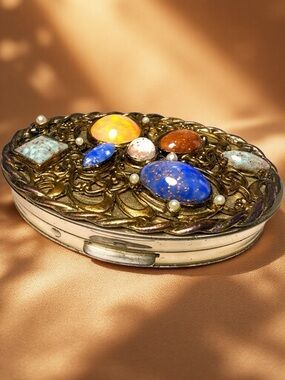Vintage Dorset Gold Tone Multi-Stone Decorative Compact  Box